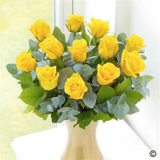 Elegant Yellow Rose Vase 12